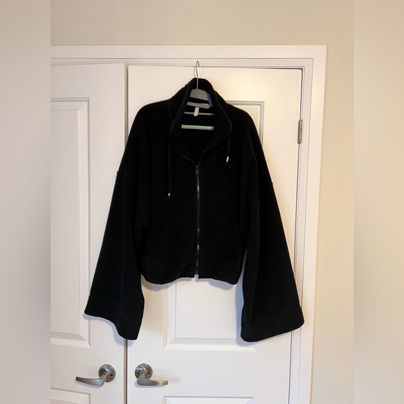 FREE PEOPLE MOVEMENT Climb High Fleece Jacket w/ Butterfly Sleeves - Picture 7 of 10